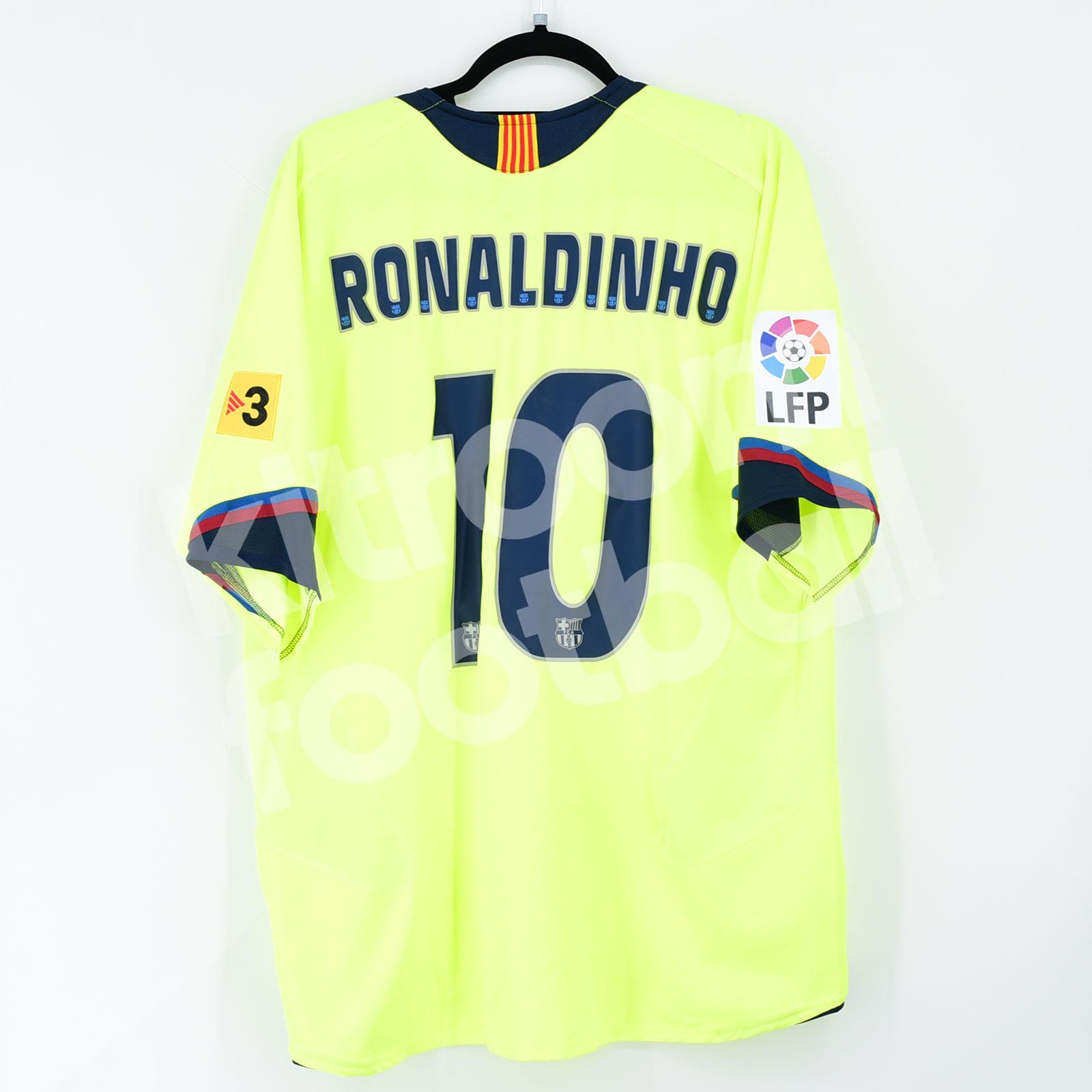 Authentic Nike Ronaldinho Barcelona Jersey Soccer Shirt 2006/07 #10 Size XL