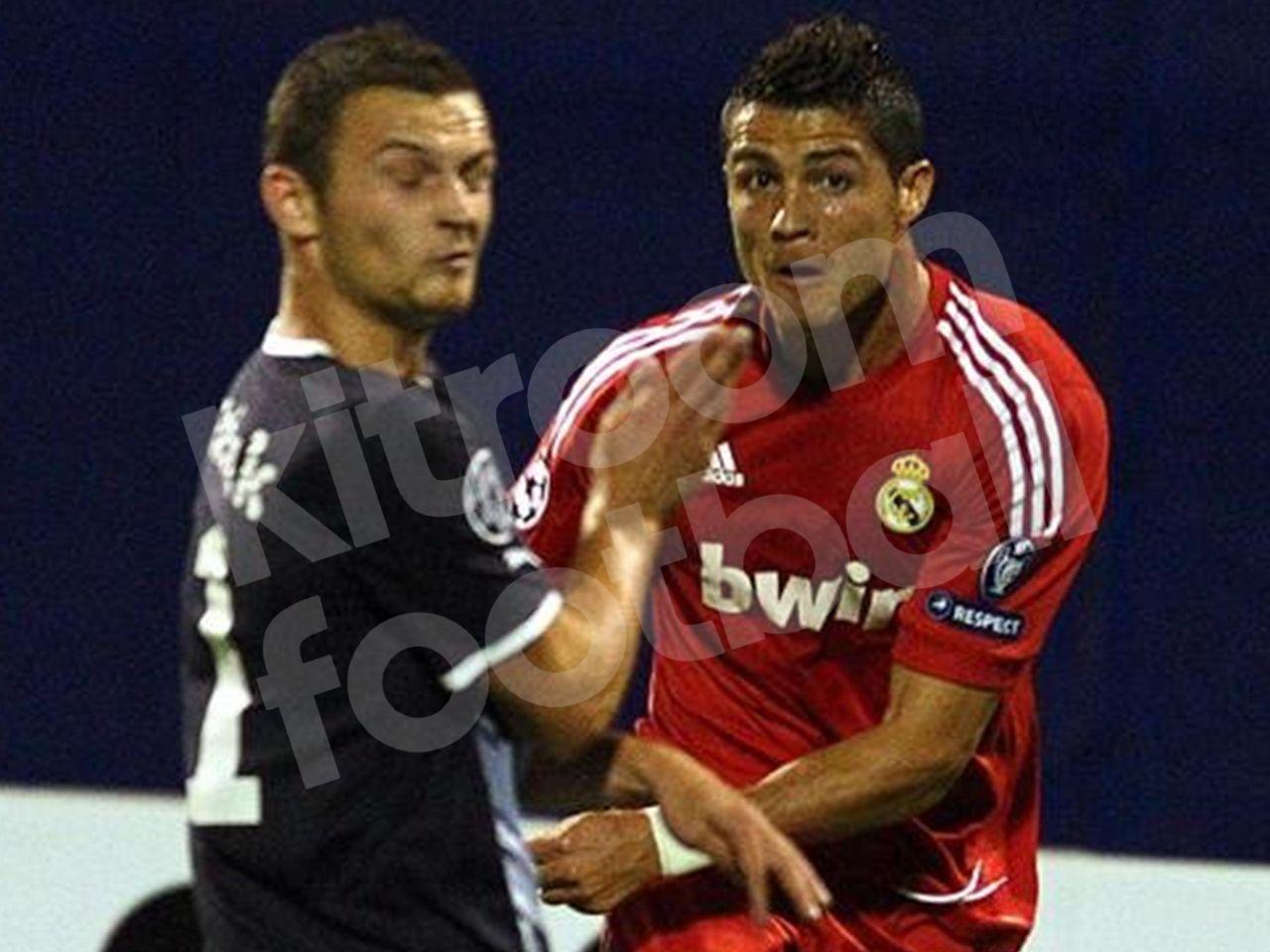 Ronaldo's Match-Issued Shirt, Valencia-Real Madrid 2011