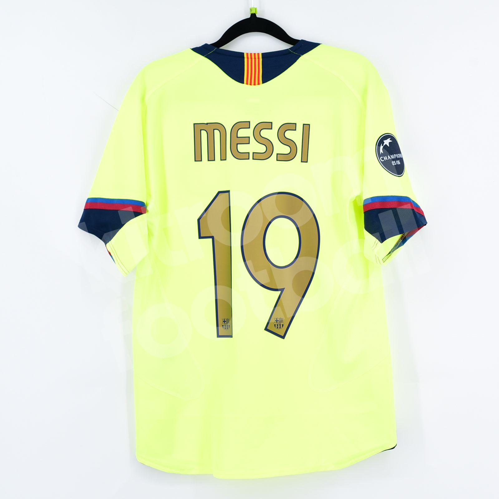 2006/07 MESSI #19 Barcelona Vintage Nike Away Football Shirt Jersey (M -  Football Shirt Collective